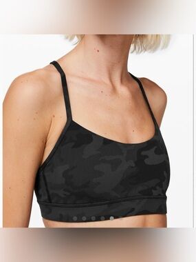Lululemon Camo Flow Y Nulu sport bra